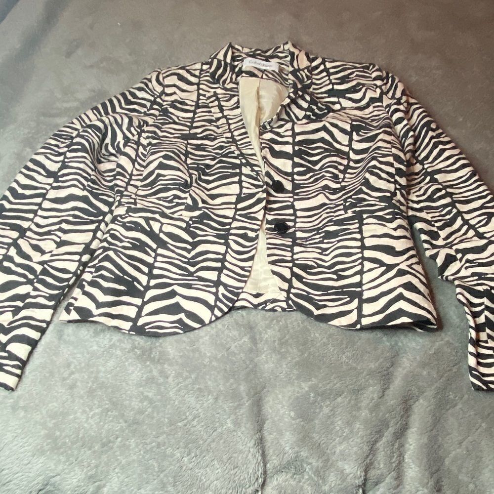 Calvin Klein Zebra Print Jacket - Picture 4 of 9